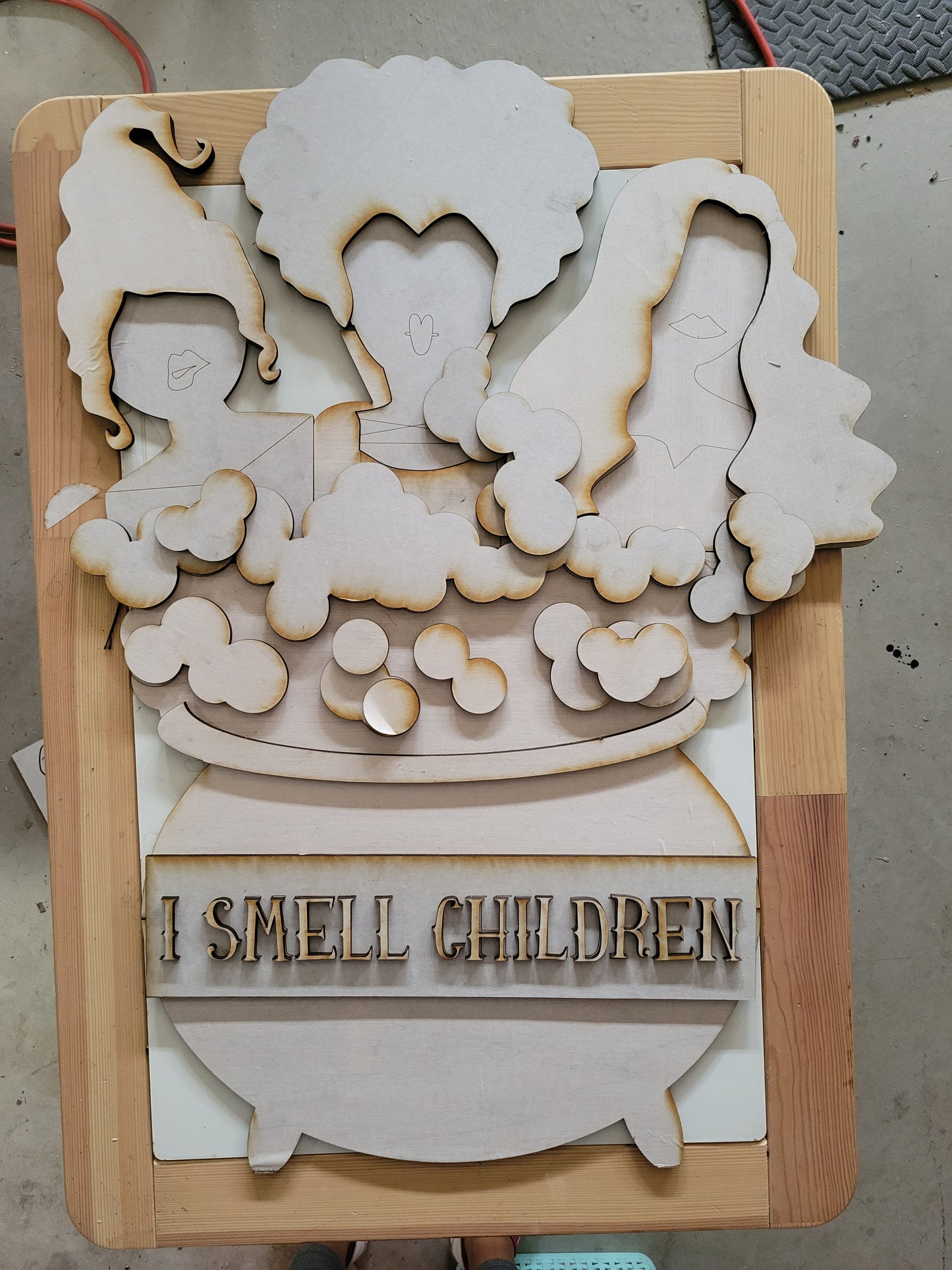 Hocus Pocus Front Porch Stand